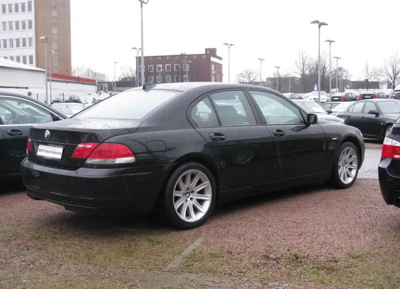 BMW 7 Serisi - 6
