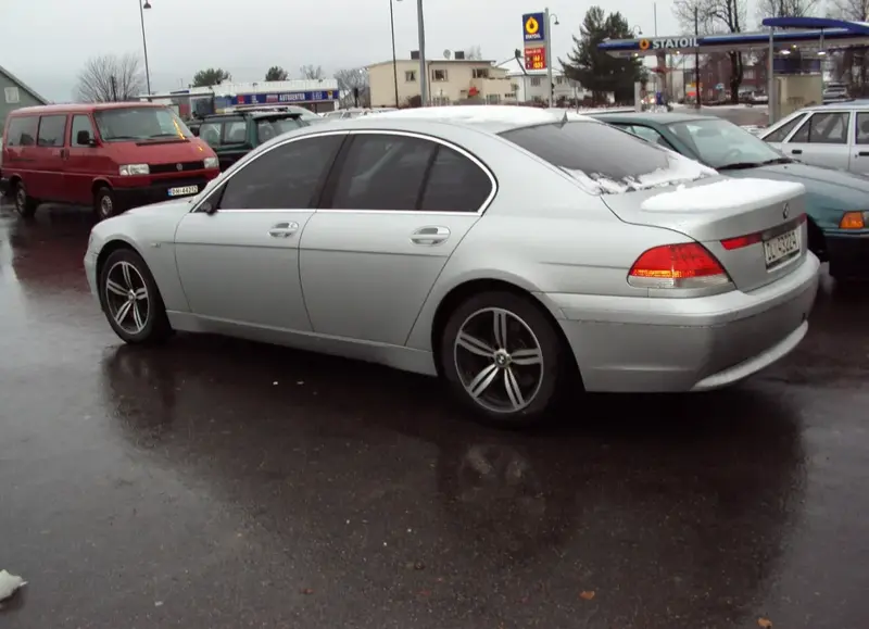 BMW 7 Serisi - 3