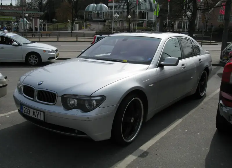BMW 7 Serisi - 4