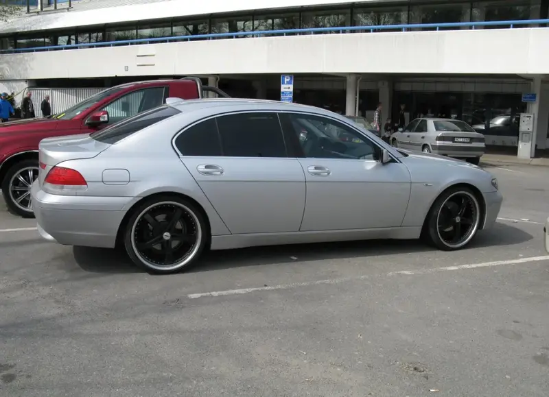BMW 7 Serisi - 5