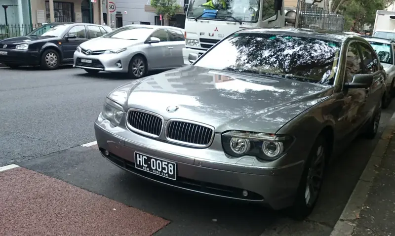 BMW 7 Serisi - 6