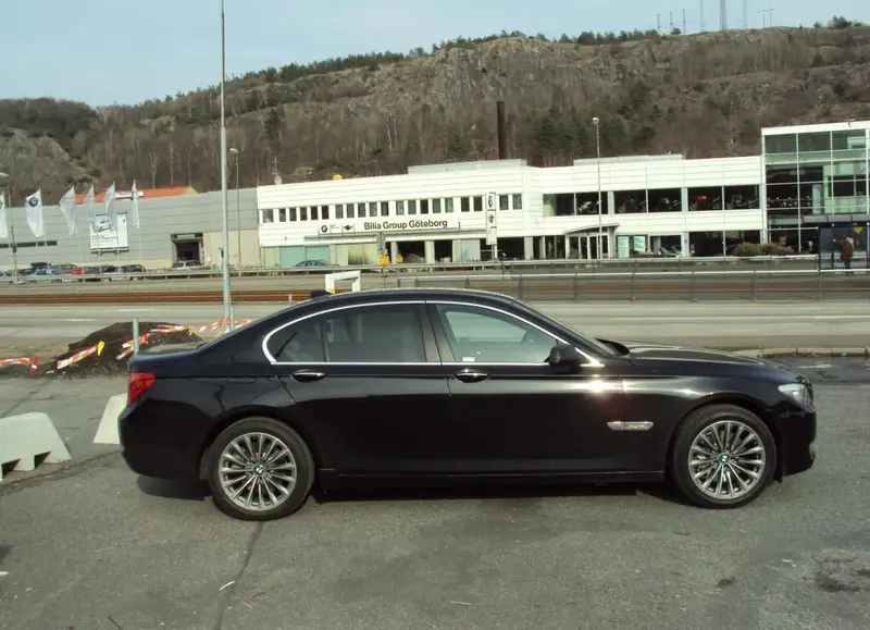 BMW 7 Serisi - 6