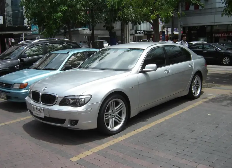 BMW 7 Serisi - 4