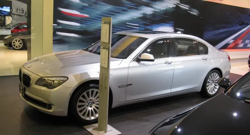 BMW 7 Serisi - 3