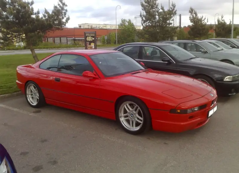 BMW 8 Serisi - 2
