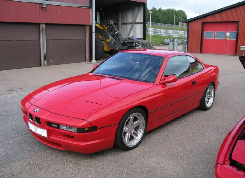 BMW 8 Serisi - 4