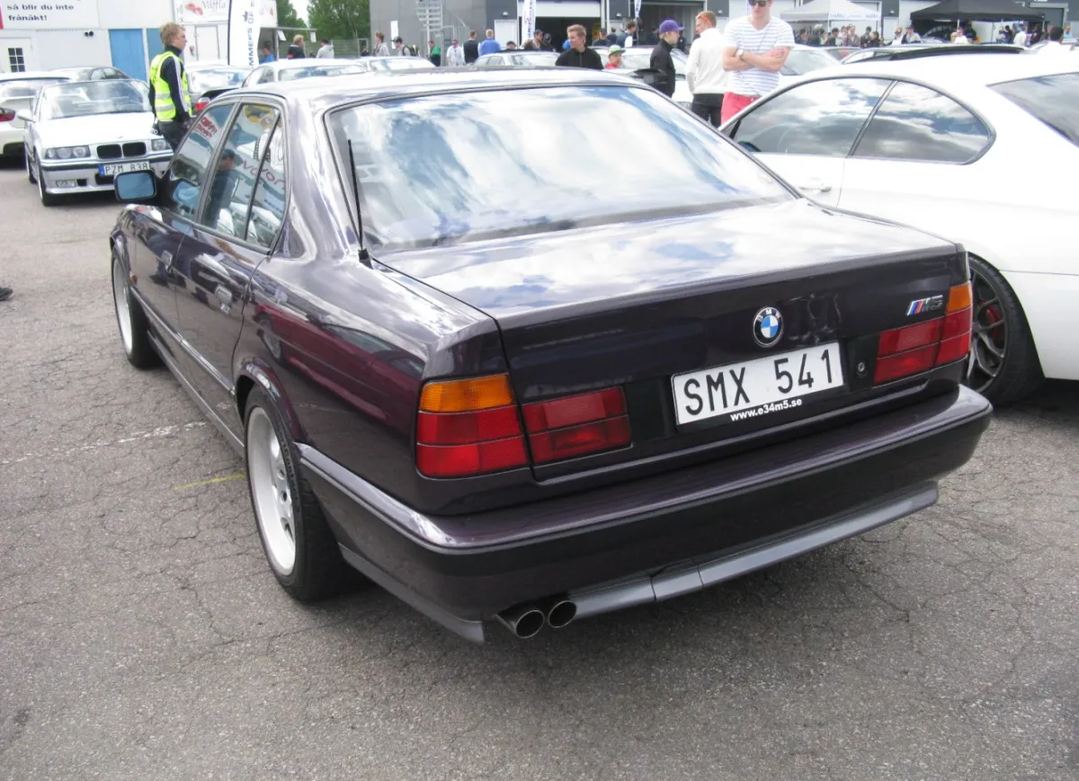 BMW - 18