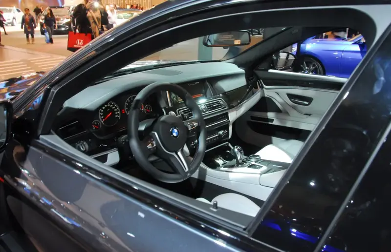 BMW M5 - 4
