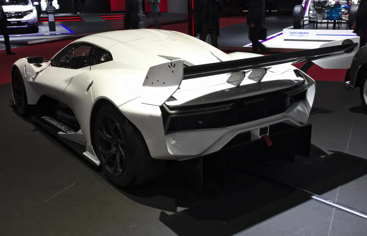 Brabham BT62 BT62 5.4 V8 (710 bg) Automatic - görsel 4