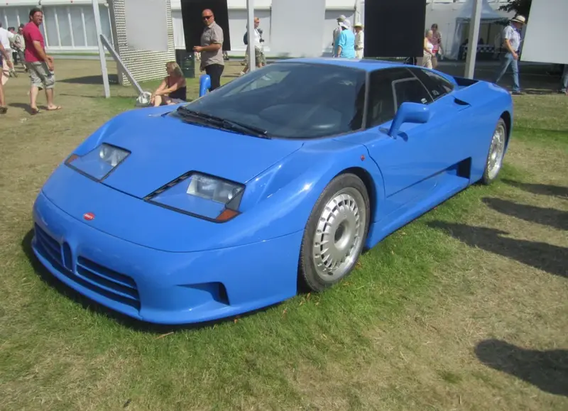 Bugatti EB 110 - 2