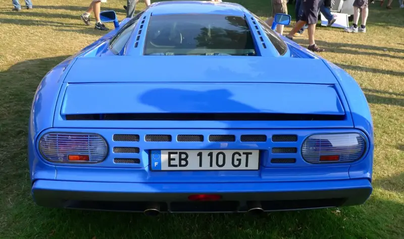 Bugatti EB 110 - 4