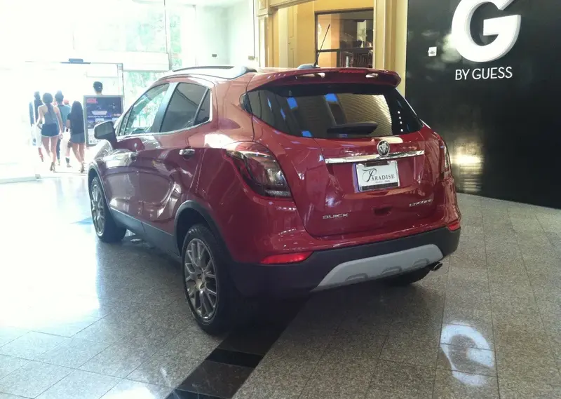 Buick Encore - 2