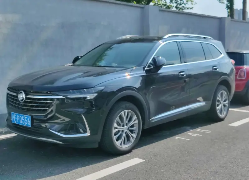 Buick Envision - 3