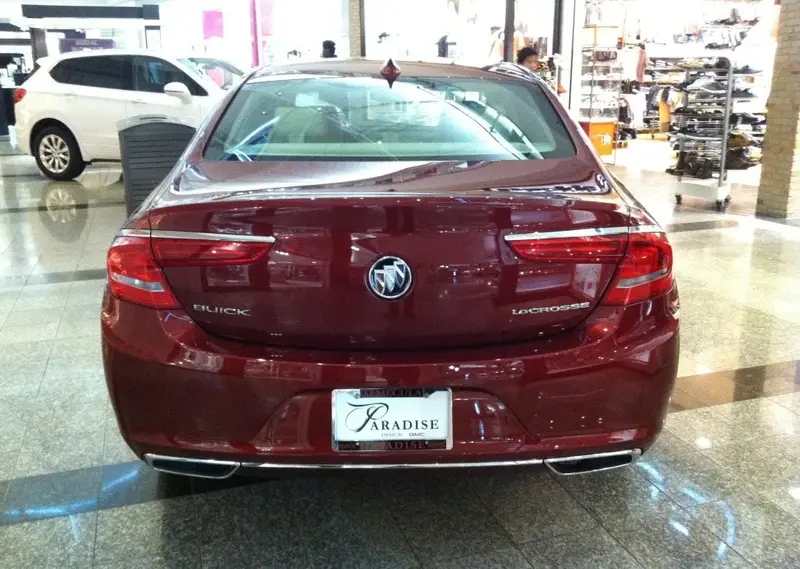 Buick LaCrosse - 3