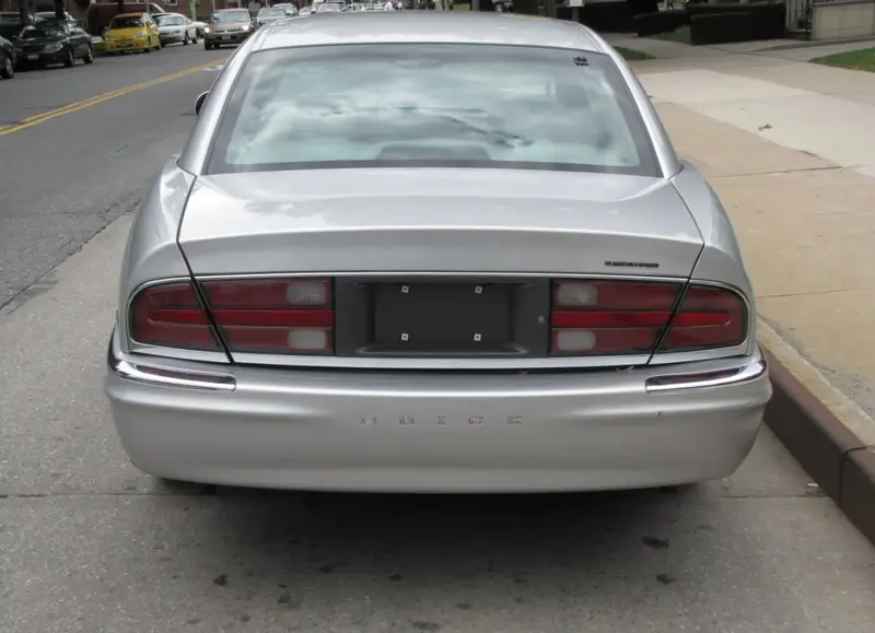 Buick Park Avenue - 4