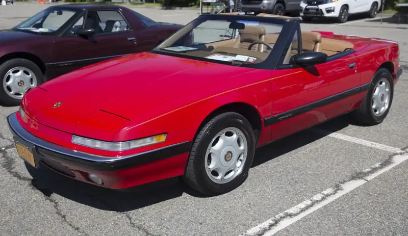 Buick Reatta - 2