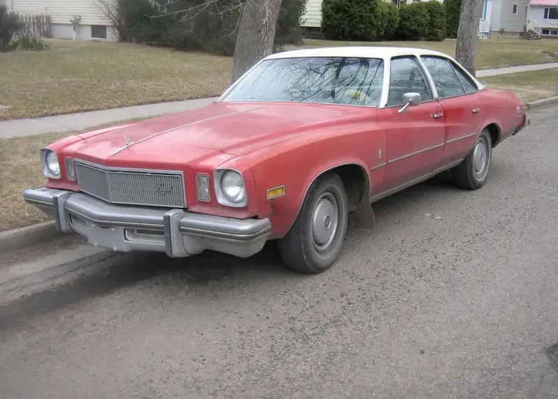 Buick Regal Regal I Sedan