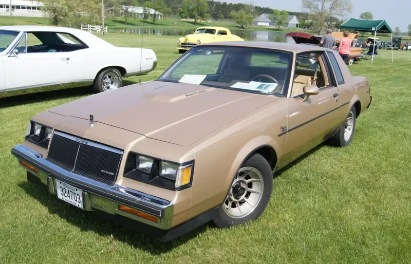 Buick Regal - 2