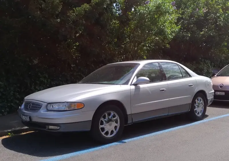 Buick Regal - 6