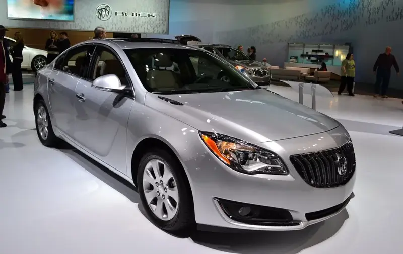 Buick Regal Regal V Sedan (facelift 2014)