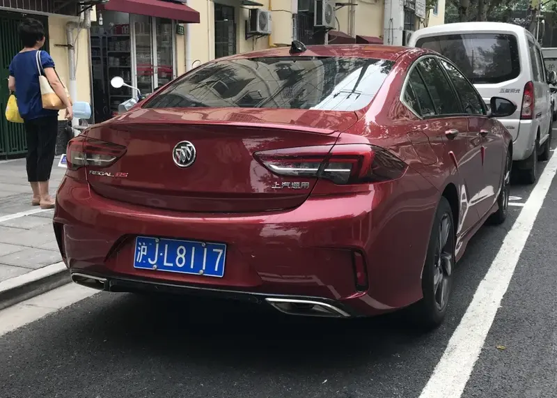 Buick Regal - 2