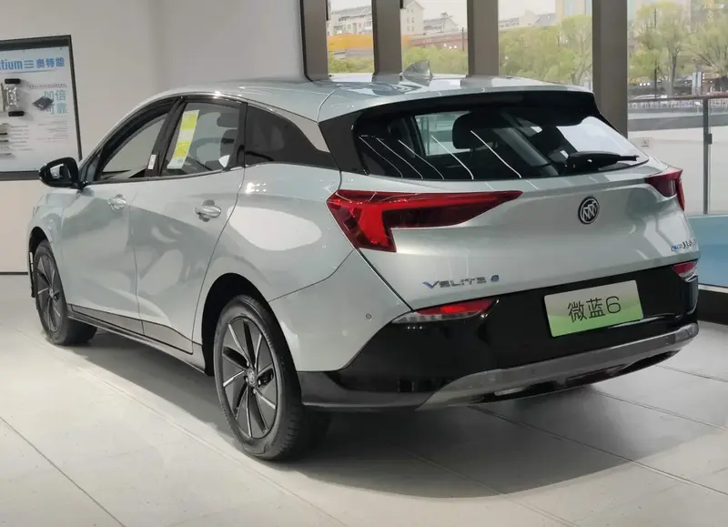 Buick Velite 6 - 2