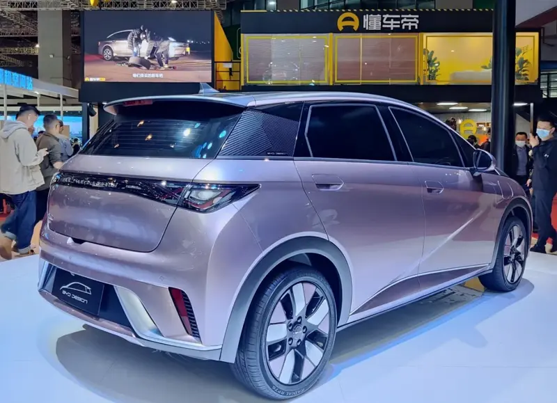 BYD Dolphin - 3