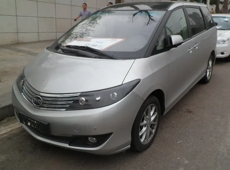 BYD M6 M6