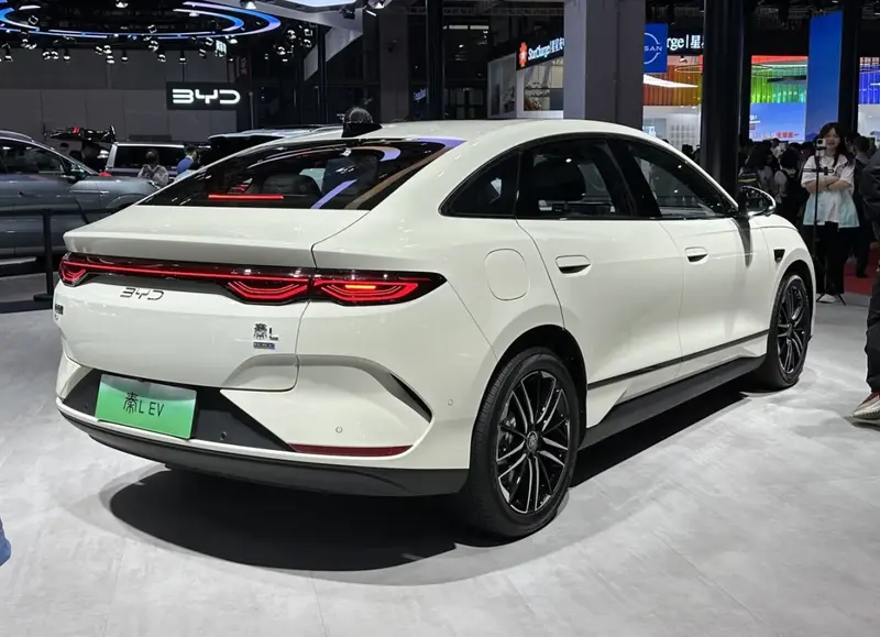 BYD Qin - 2