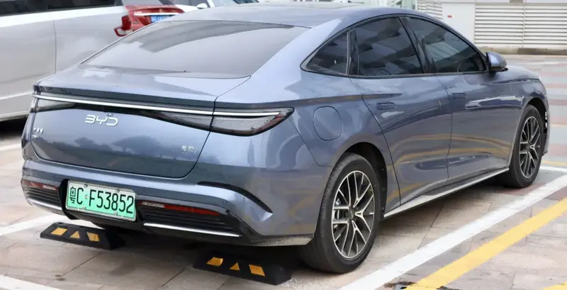 BYD Seal 07 - 3