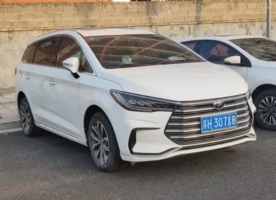 BYD Song Max Song Max (facelift 2021)