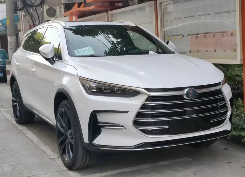 BYD Tang Tang II DM 2.0TI (437 bg) Plug-in Hybrid AWD Automatic - görsel 3