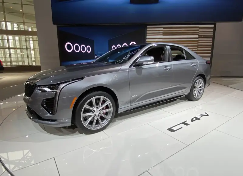 Cadillac CT4 CT4