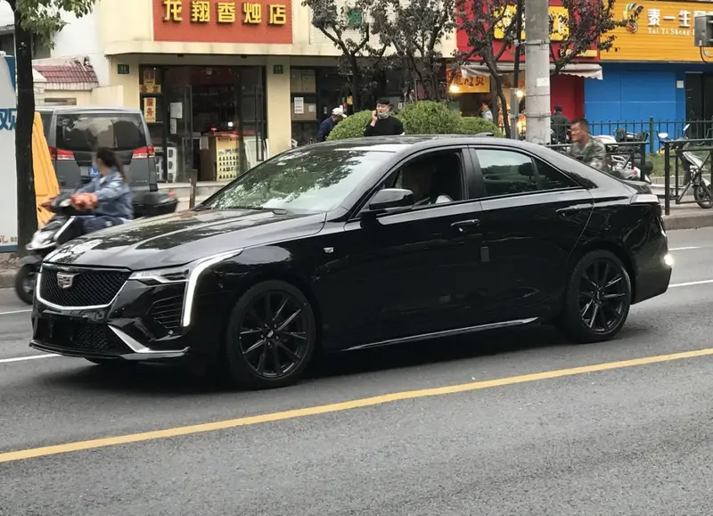 Cadillac CT4 CT4 V Blackwing 3.6 V6 (472 bg) Automatic - görsel 4