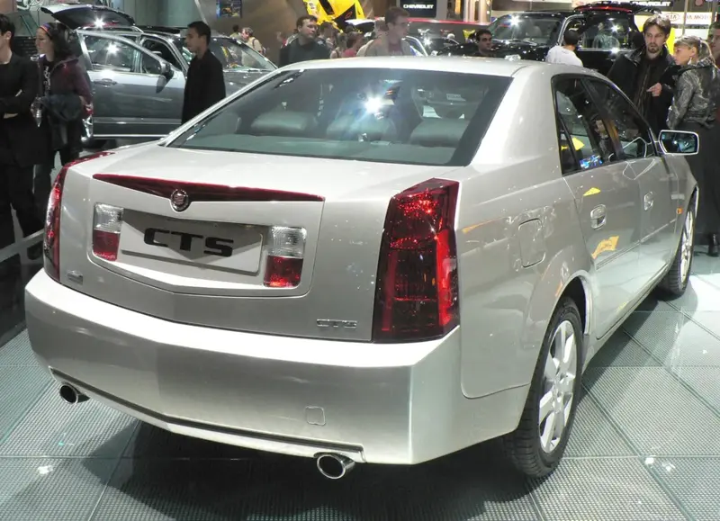 Cadillac CTS - 4