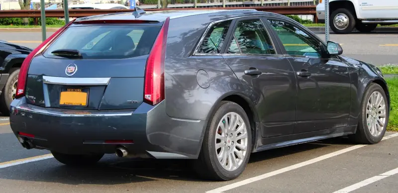 Cadillac CTS - 4