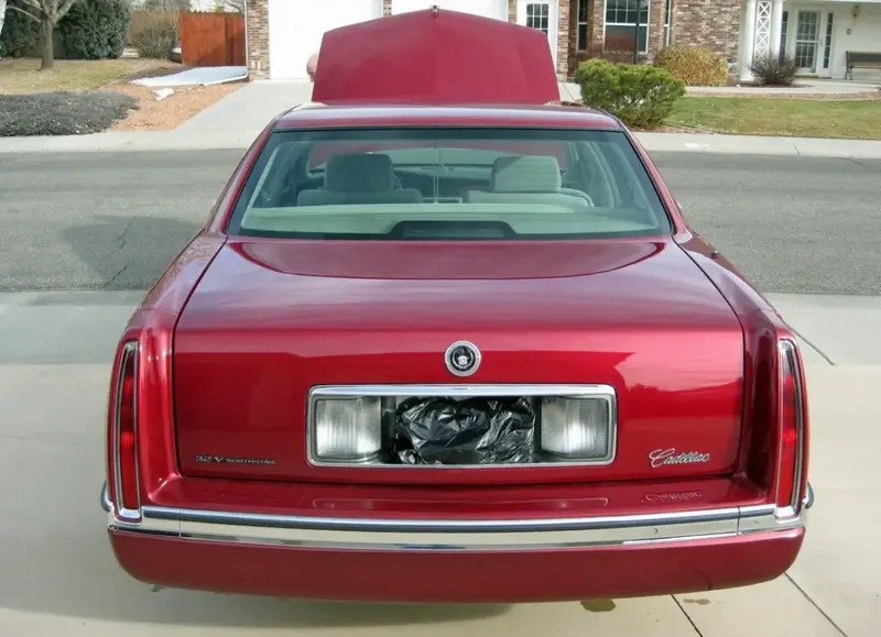 Cadillac DeVille - 6