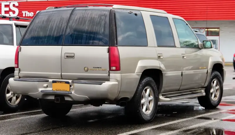 Cadillac Escalade - 6