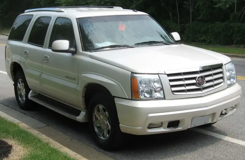 Cadillac Escalade - 2