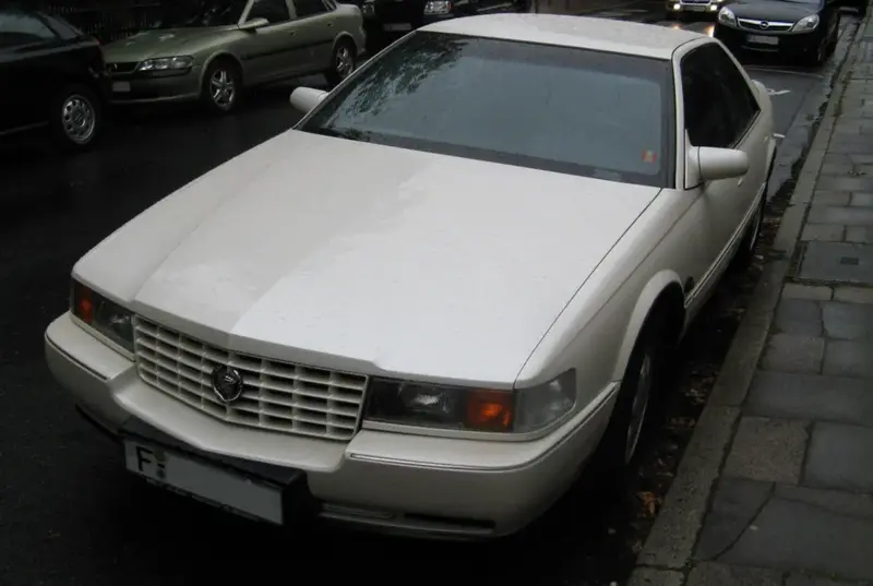 Cadillac Seville - 5