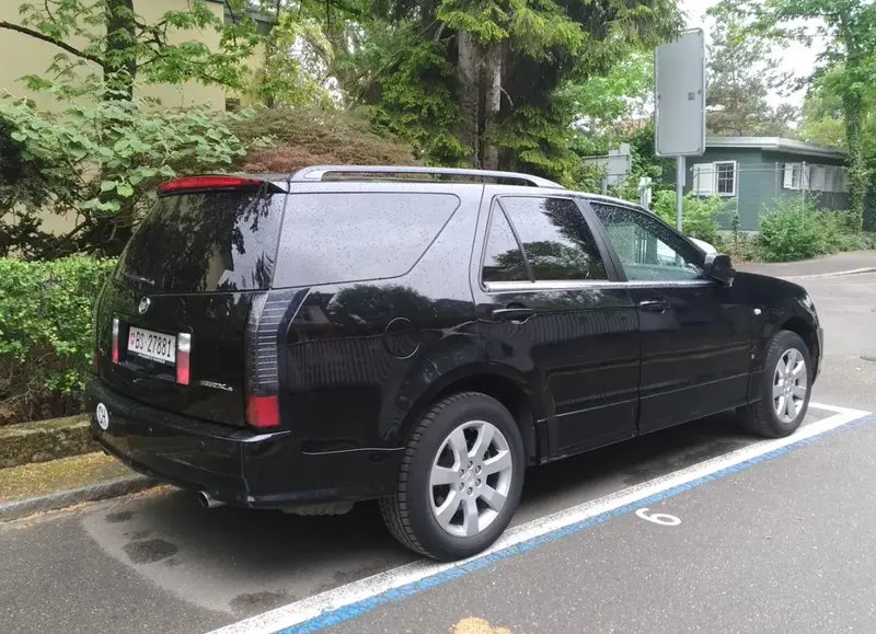 Cadillac SRX - 4