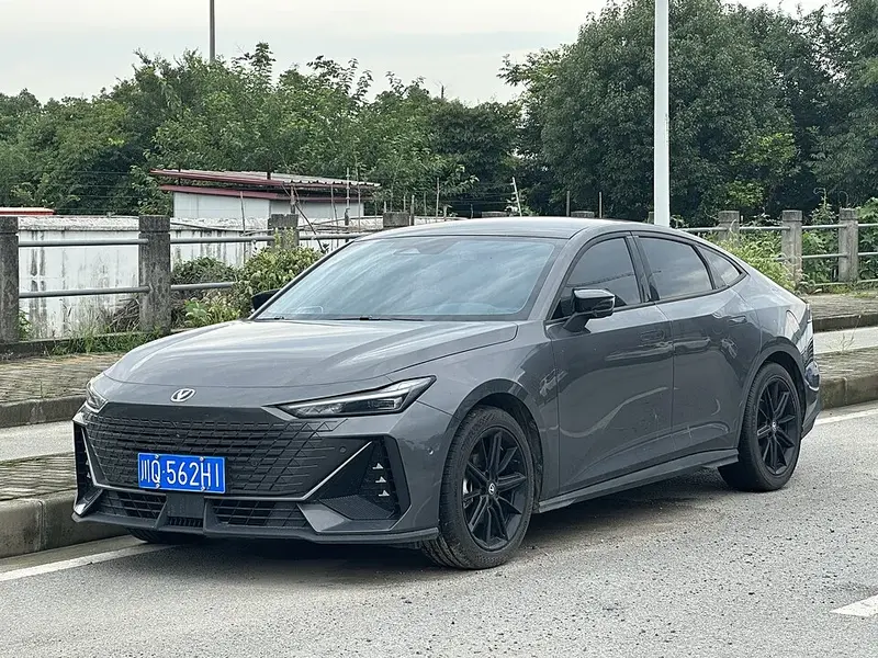 ChangAn UNI-V - 2
