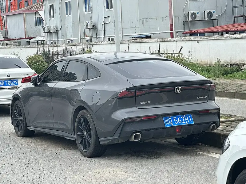 ChangAn UNI-V - 3
