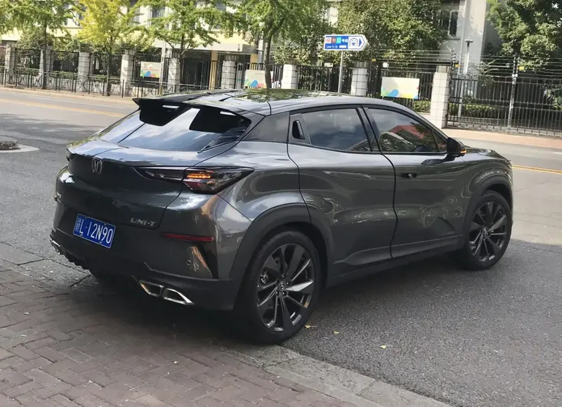 ChangAn UNI-T - 3