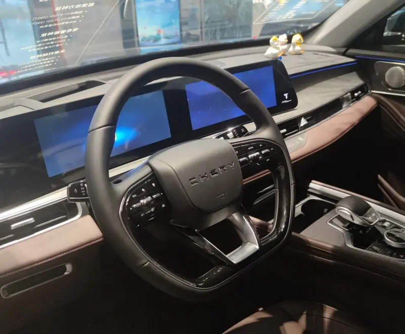 Chery Tiggo 8 - 3