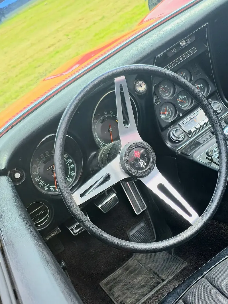 Chevrolet Corvette - 5