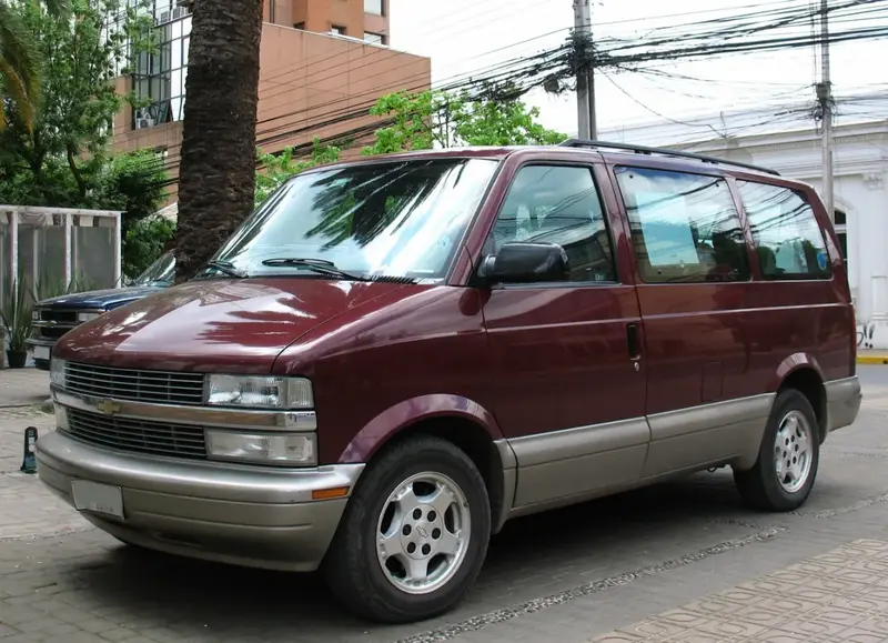 Chevrolet Astro Astro 4.3 i V6 (192 bg) - görsel 2