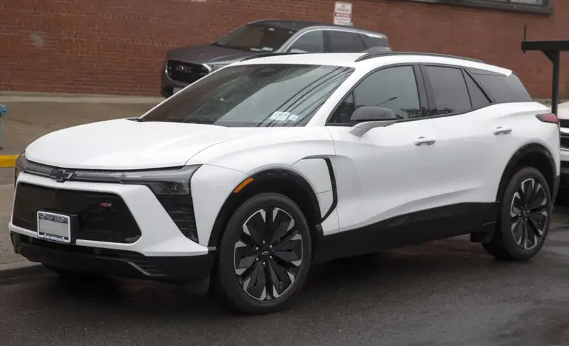 Chevrolet Blazer EV Blazer EV 102 kWh (340 bg) - görsel 6