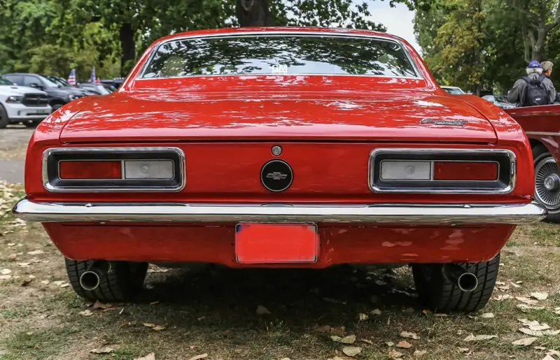 Chevrolet Camaro - 2
