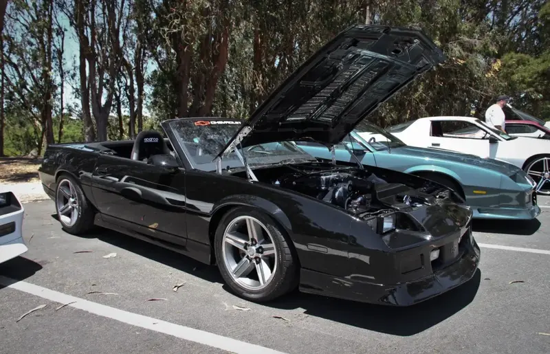 Chevrolet Camaro - 3